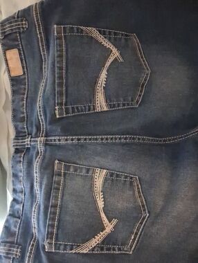 Reign Women's Dark Blue Skinny Leg Jeans size 18